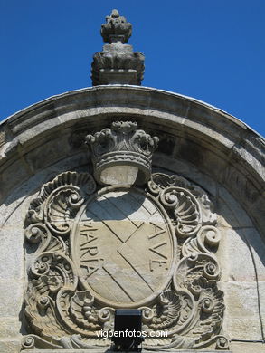 Casa del Dean Mendoza (s. XVIII) - Baiona. 