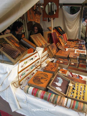 Puestos del Real Mercado de la Fiesta de la Arribada - Baiona.