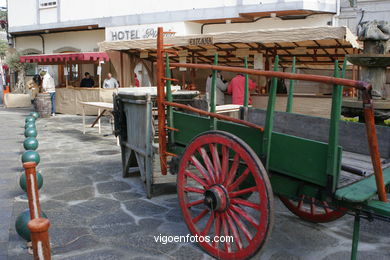 Puestos del Real Mercado de la Fiesta de la Arribada - Baiona.