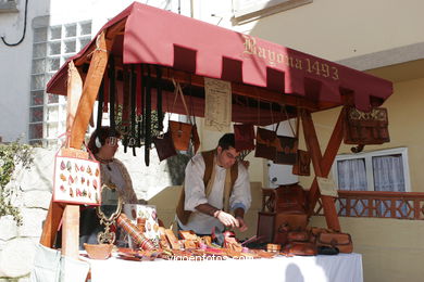 Puestos del Real Mercado de la Fiesta de la Arribada - Baiona.