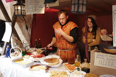 Puestos y ambiente. Fiesta de la Arribada. 