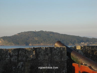 Bater�as de la Fortaleza de Monterreal - Baiona. 