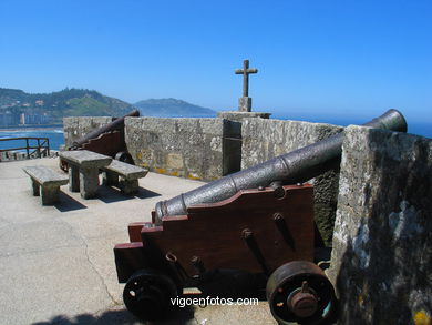 Bater�as de la Fortaleza de Monterreal - Baiona. 