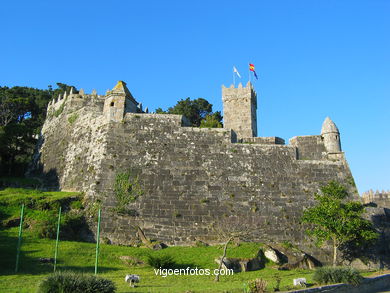 Recinto amurallado - Fortaleza de Monterreal - Baiona. 