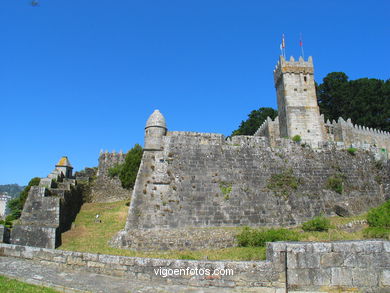Recinto amurallado - Fortaleza de Monterreal - Baiona. 