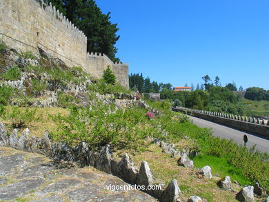 Recinto amurallado - Fortaleza de Monterreal - Baiona. 