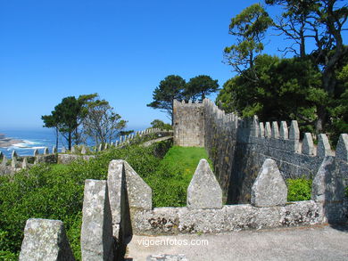 Recinto amurallado - Fortaleza de Monterreal - Baiona. 
