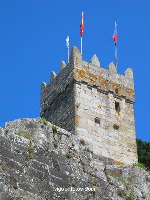 Torres de la Fortaleza de Monterreal - Baiona. 