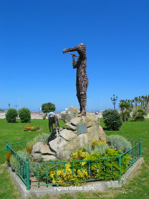 Monumento al cazador (1988 - Manuel Quintas) - Baiona. 