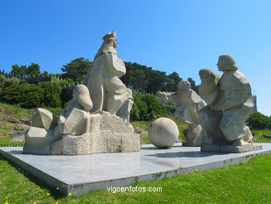 Monumento Encuentro entre dos Mundos (1993 - Marg�n Picallo) - Baiona. 