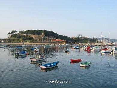 Puerto deportivo de Baiona. 