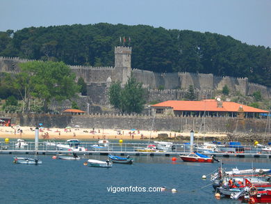 Puerto deportivo de Baiona. 