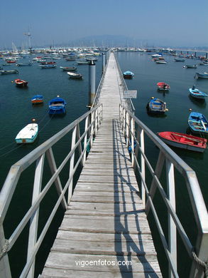 Puerto deportivo de Baiona. 