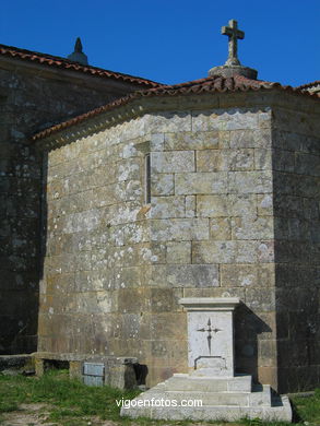 Iglesia de Coiro - Cangas. 