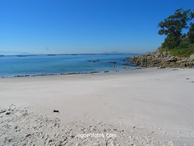 Playa de Areamilla - Cangas. 