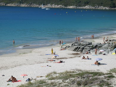 Playa de Barra y Vi�� - Cangas. 