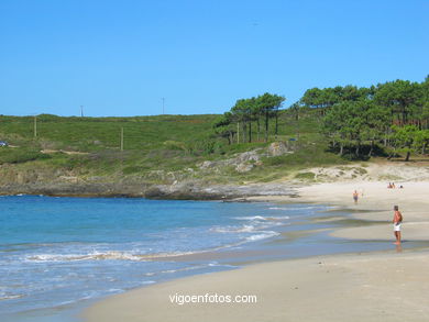 Playa de Melide - Cangas. 