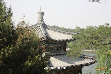 Beihai - Imperial Gardens. 