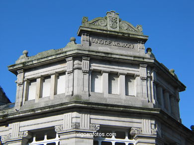 Club de jubilados (Antigua sede Caja de Ahorros Municipal de Vigo) - Manuel Gómez Román (1926) (CALLE RONDA DON BOSCO)
- (Map location).