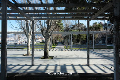 Proyecto "Abrir Vigo al mar" (Guillermo Vázquez Consuegra) (Premio "Architecti" europeo al mejor diseño urbano de 1995).
