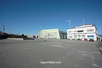 Zona puerto (V�zquez Consuegra)
(Proyecto abrir Vigo al mar)
. 