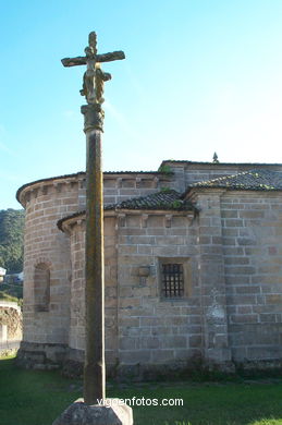Iglesia rom�nica de Coruxo
-  (Ver mapa). 