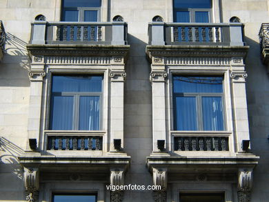 Casas de Oya  - Miguel Pacewicz (1904) (AVDA GARCIA BARBON)
-  (Map location). 