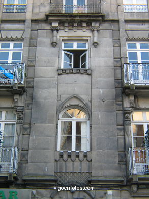 Casa para Mª Francisca Alfaya - Benito Gómez Román (1901) (CALLE CARRAL)
- (Ver mapa).