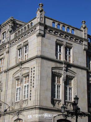 Escuela de Artes y Oficios - Miguel Pacewicz (1897) (AVDA GARCIA BARBON)
- (Ver mapa).