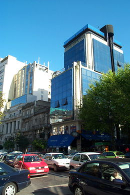 Edificio azul con ascensor panor�mico  (AVDA GARCIA BARBON)
-  (Map location). 