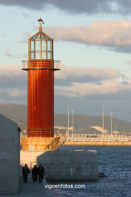 Proyecto Básico: 1992, Aldo Rossi y Cesar Portela. Proyecto de Ejecución: 2000, Cesar Portela. Museo del Mar de Galicia..