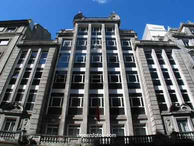Oficinas Empresa Casal  - Francisco Castro Represas (1949) (CALLE MARQUES DE VALLADARES)
-  (Map location). 