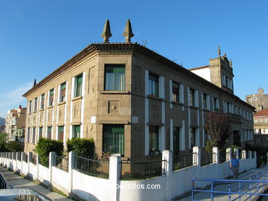 Junta de protecci�n de menores (Gota de Leche)  - Antonio Cominges (1958) (CALLE RONDA DON BOSCO)
-  (Map location). 