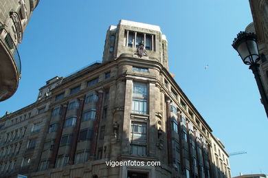 Banca Vi�as Aranda  - Antonio Palacios (1941) (CALLE RECONQUISTA)
-  (Map location). 