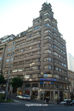 Edificio Albo - Francisco Castro Represas (1942) (AVDA GRAN VIA)
- (Ver mapa).
