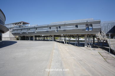 Aulario (Enric Miralles / Benedetta Tagliabue) - Universidad de Vigo (1999-2003) (Premio FAD 2004). 