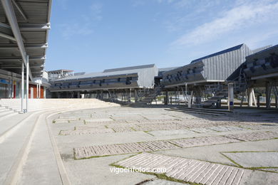 Aulario (Enric Miralles / Benedetta Tagliabue) - Universidad de Vigo (1999-2003) (Premio FAD 2004). 