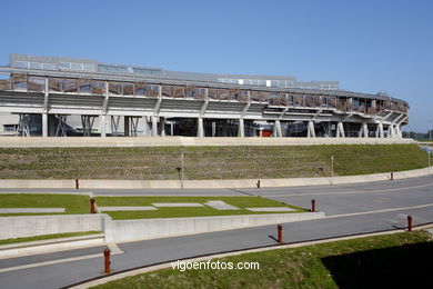 Aulario (Enric Miralles / Benedetta Tagliabue) - University of Vigo (1999-2003) (Premio FAD 2004). 