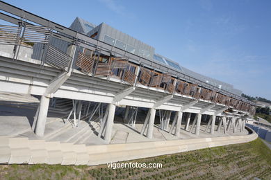 Aulario (Enric Miralles / Benedetta Tagliabue) - University of Vigo (1999-2003) (Premio FAD 2004).