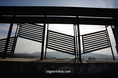 Aulario (Enric Miralles / Benedetta Tagliabue) - University of Vigo (1999-2003) (Premio FAD 2004). 