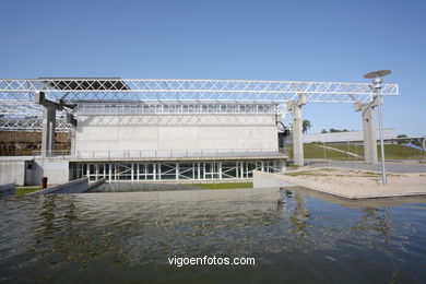 ENRIC MIRALLES - ARCHITECT ZONA DEPORTIVA DE LA UNIVERSITY OF VIGO