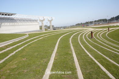 Zona Deportiva (Enric Miralles). Ciudad Universitaria.