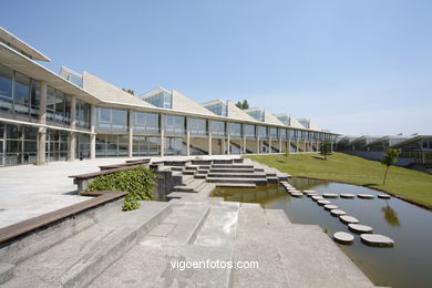 Arquitecto: Alfonso Penela - Universidad de Vigo (1989/1993) - Facultad de económicas y empresariales .