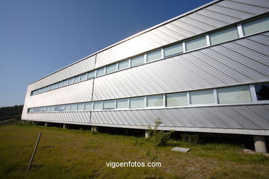Architects: Cesar Portela - University of Vigo (1999/2003) - Ciencias Jurídicas y Trabajo.