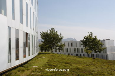 Arquitecto: Alfonso Penela - Residencia de estudiantes - Universidad de Vigo (2000/2002) (Seleccionado. Premios FAD de Arquitectura 2002. Barcelona.).