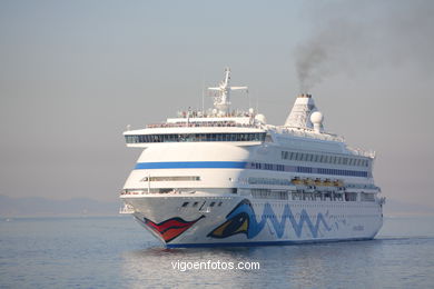 Aida Aura. Transatl�nticos - Cruceros. 