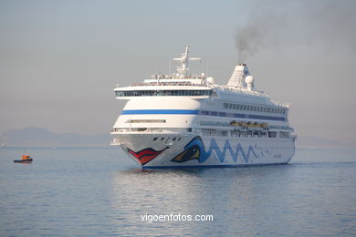 Aida Aura. Transatl�nticos - Cruceros. 