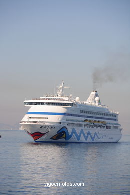 Aida Aura. Transatl�nticos - Cruceros. 