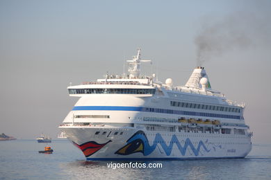 Aida Aura. Transatl�nticos - Cruceros. 