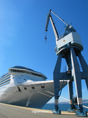 Costa Atl�ntica. Ocean liner ships. 